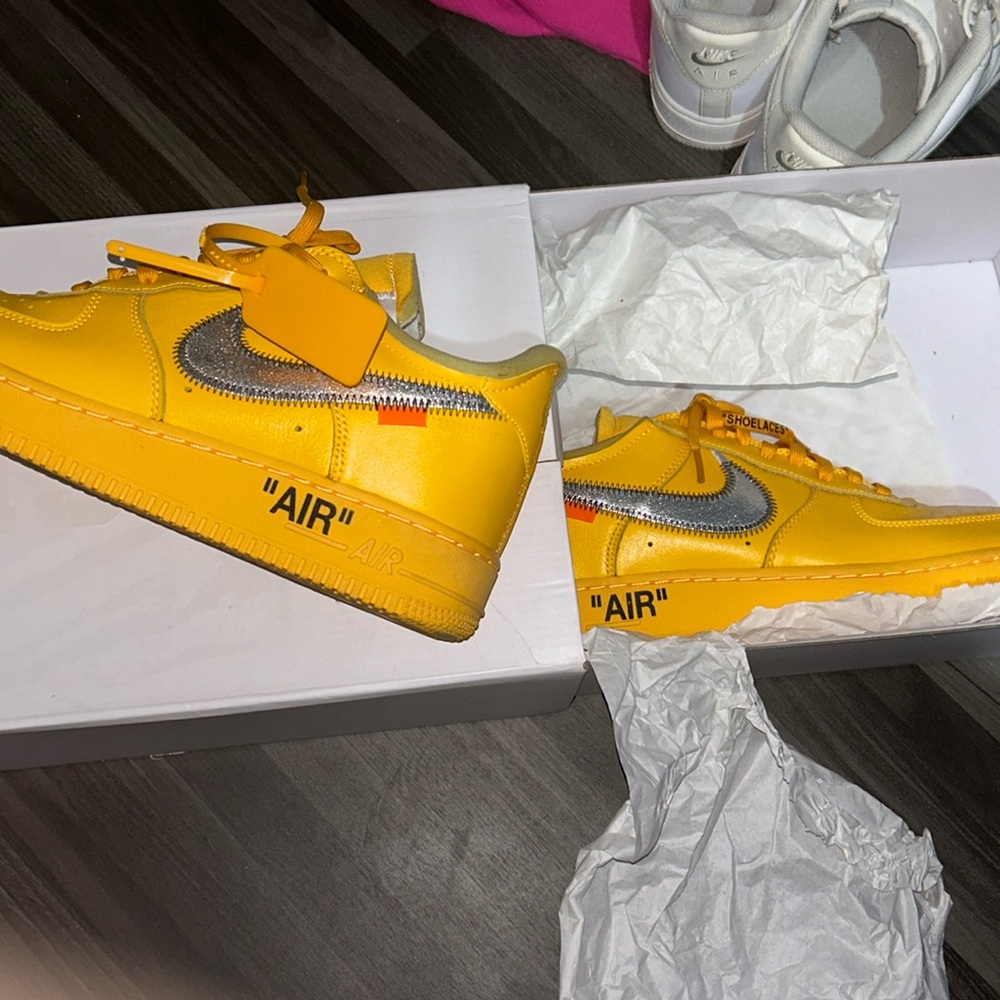 Nike Air Force 1 Low Off-White ICA University Gold